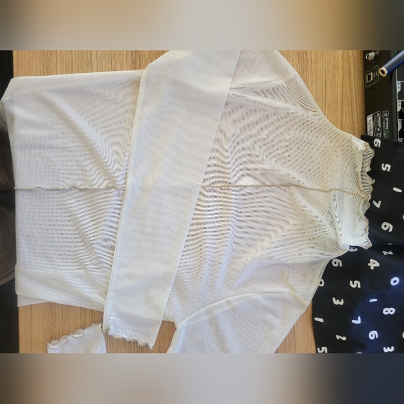 Pou Dou Dou Vingt-Trois sheer long sleeve size M - Picture 3 of 4